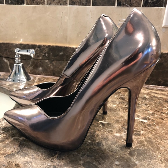 Steve Madden Shoes - Silver Heels Steve Madden Shoes - Silver Heels